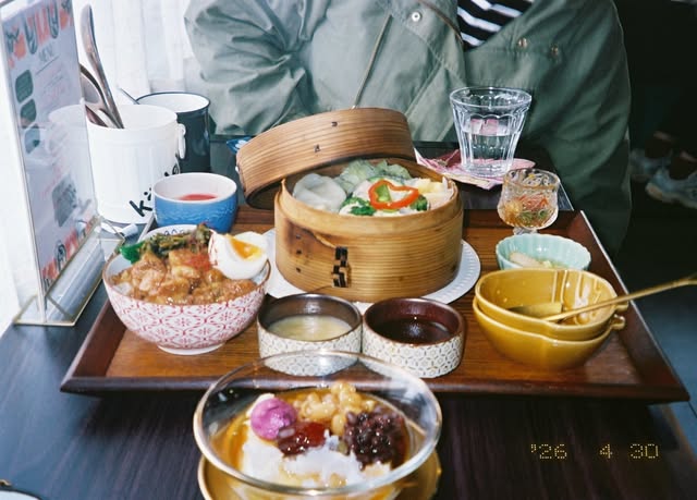 せいろ膳と豆花デザート(フィルム写真)